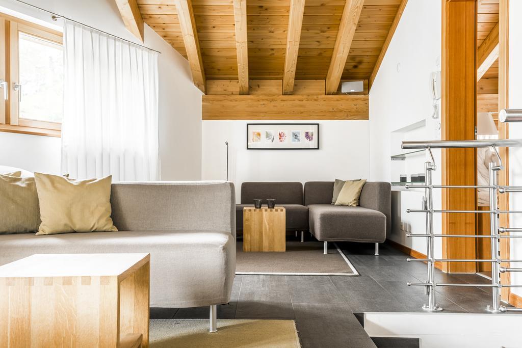 Ari Apartment
